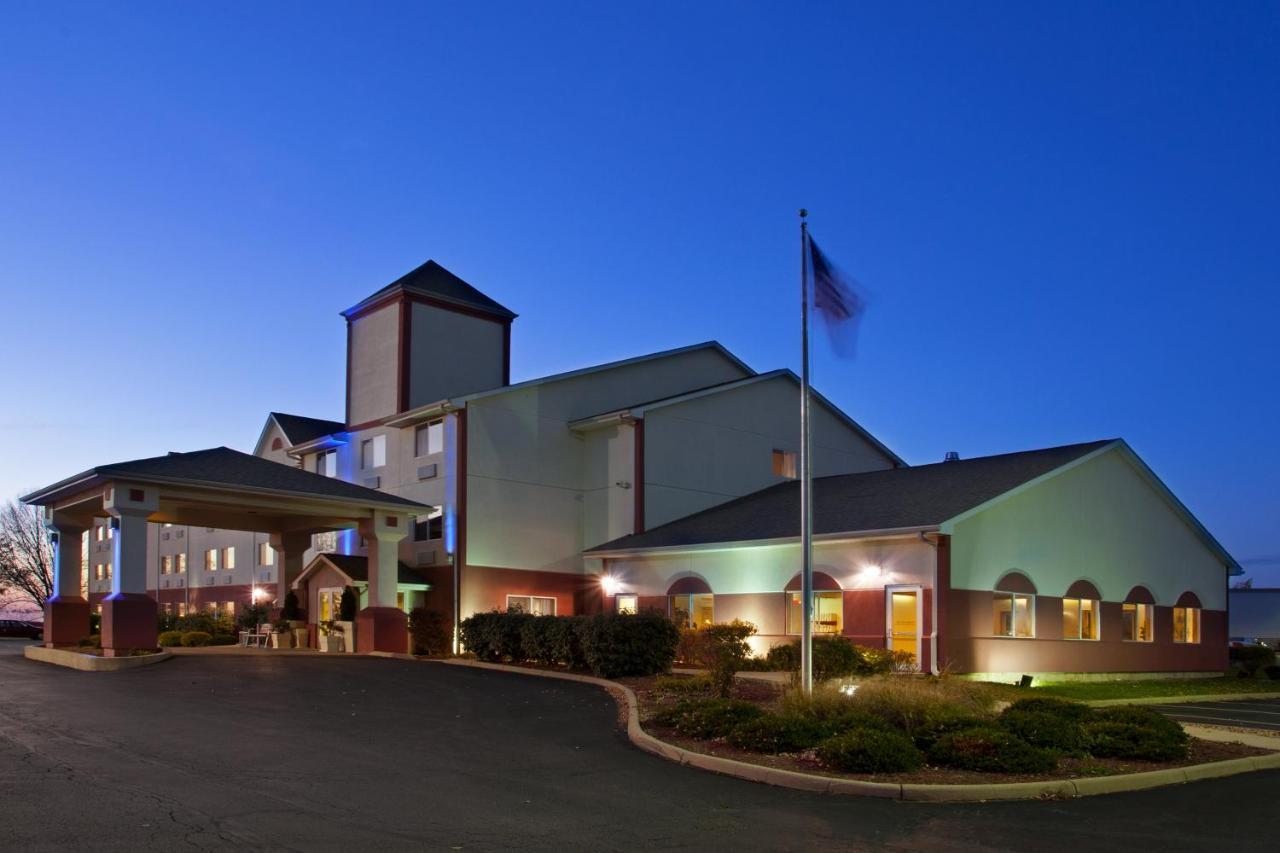 Holiday Inn Express Mt. Vernon By Ihg Mount Vernon Екстериор снимка