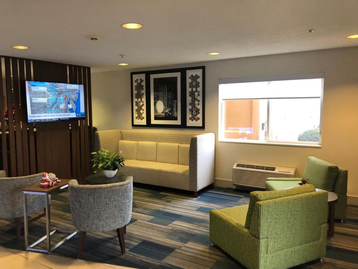 Holiday Inn Express Mt. Vernon By Ihg Mount Vernon Екстериор снимка